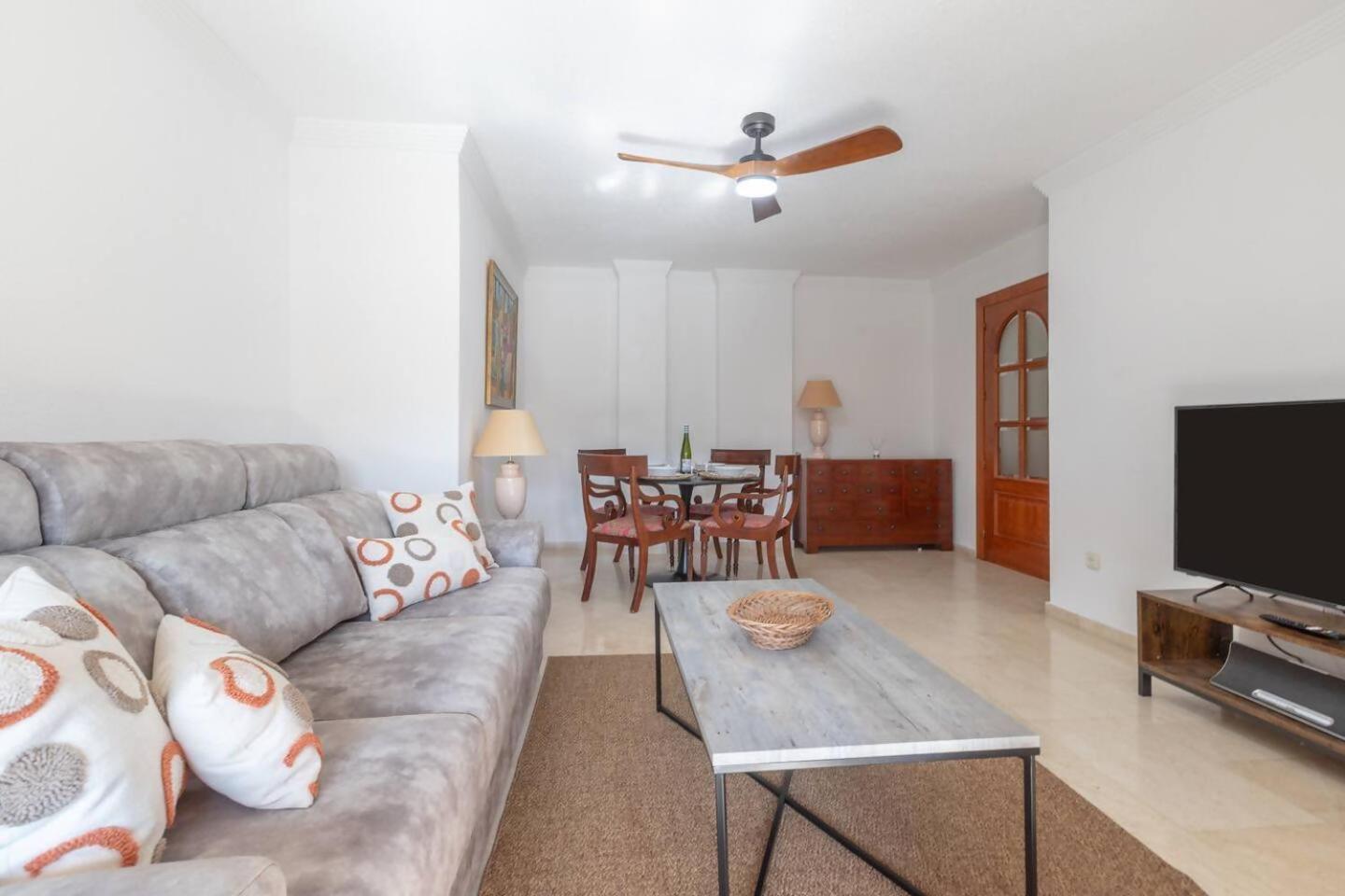 Centro Con Parking Appartement