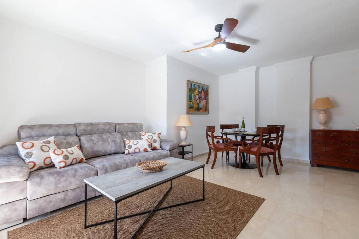 Centro Con Parking Appartement *